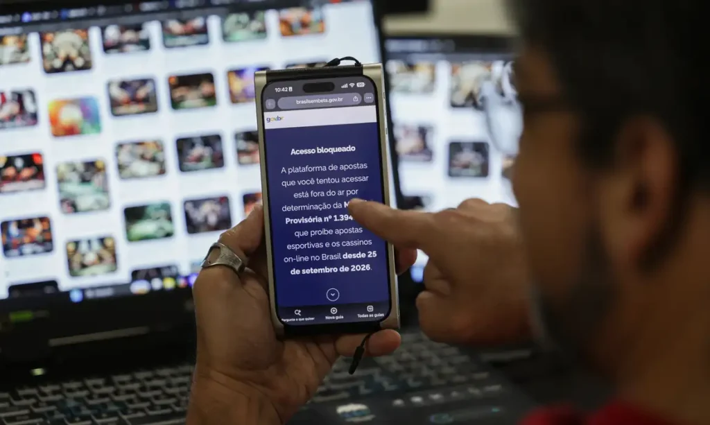 Sites de apostas começam a sair do ar no Brasil nesta terça-feira