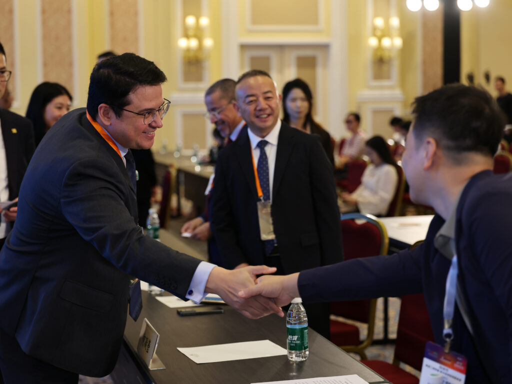 Acordo oficial da Feira Brasil-China foi assinado no dia 23 de outubro em Macau, com apoio de entidades e foco em negócios e cultura 8 Acordo oficial da Feira Brasil-China foi assinado no dia 23 de outubro em Macau, com apoio de entidades e foco em negócios e cultura