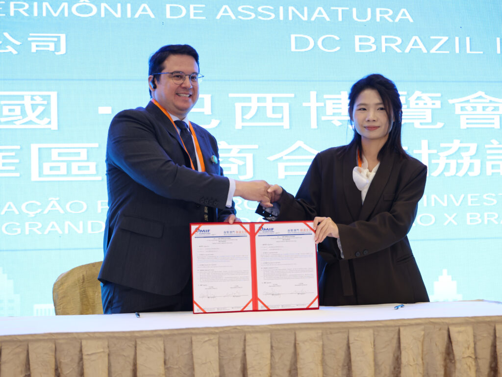 Acordo oficial da Feira Brasil-China foi assinado no dia 23 de outubro em Macau, com apoio de entidades e foco em negócios e cultura 15 Acordo oficial da Feira Brasil-China foi assinado no dia 23 de outubro em Macau, com apoio de entidades e foco em negócios e cultura