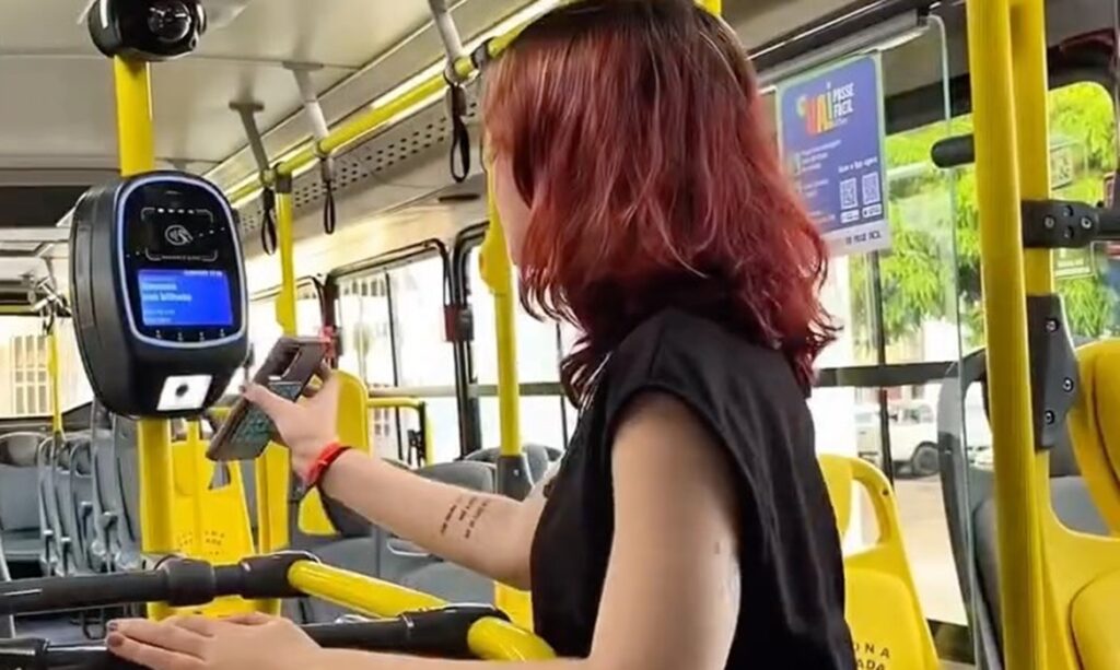 Aplicativos ajudam passageiros a planejar viagens e acompanhar ônibus em Belém, destaca SETRANSBEL 1 Aplicativos ajudam passageiros a planejar viagens e acompanhar ônibus em Belém, destaca SETRANSBEL